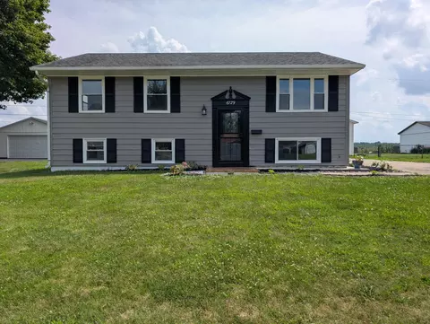 6729 Sterling Dr, Enon, OH 45323