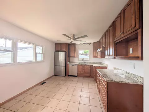 Kitchen - 6729 Sterling Dr, Enon, OH 45323 photo 1 of 2