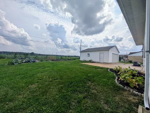 Exterior - 6729 Sterling Dr, Enon, OH 45323 photo 6 of 7