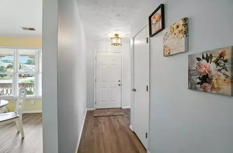 5869 Oldham Dr, Springfield, OH 45503 photo 6