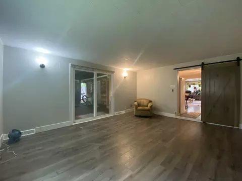 Living - 3127 Woods Dr, Springfield, OH 45506 photo 4 of 5