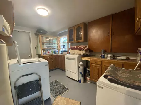 Other - 3127 Woods Dr, Springfield, OH 45506 photo 1 of 2