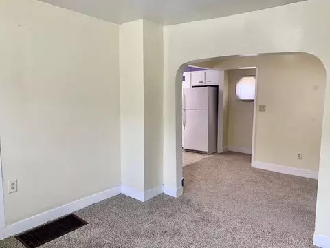 827 W Perrin Ave, Springfield, OH 45506 photo 17