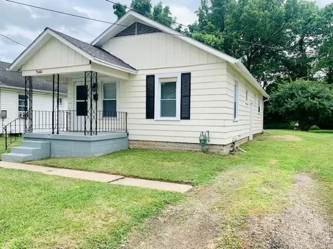 827 W Perrin Ave, Springfield, OH 45506 photo 3