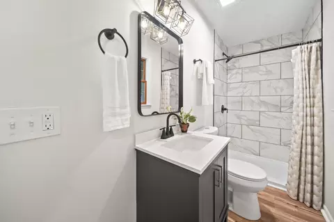 Bath - 4817 N River Road Rd, Springfield, OH 45502 photo 1 of 5