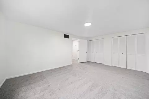 Bedroom - 4817 N River Road Rd, Springfield, OH 45502 photo 2 of 2