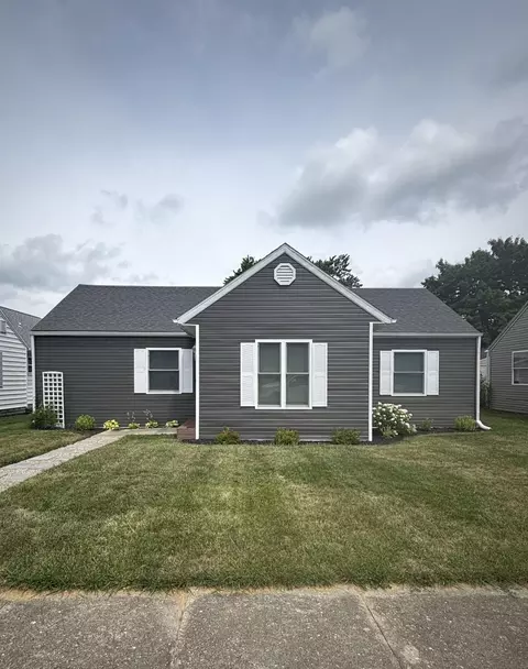 909 Wilkins St, Celina, OH 45822