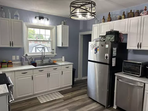 Kitchen - 310 E State, Botkins, OH 45306 photo 1 of 2
