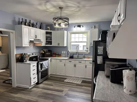 Kitchen - 310 E State, Botkins, OH 45306 photo 2 of 2