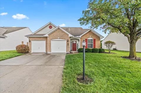 2678 Shady Tree Dr, Troy, OH 45373
