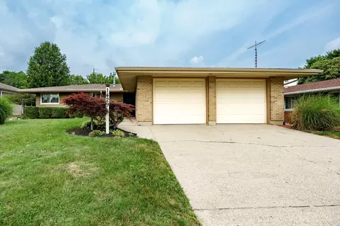 1429 Mapleridge Dr, Fairborn, OH 45324
