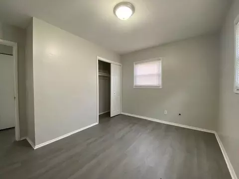 Bedroom - 540 Mead Ln, Springfield, OH 45506 photo 2 of 3