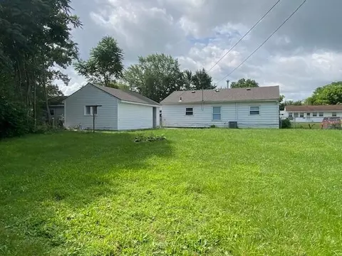 Exterior - 540 Mead Ln, Springfield, OH 45506 photo 5 of 5