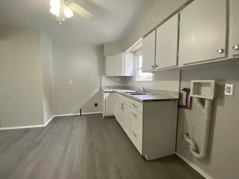 Kitchen - 540 Mead Ln, Springfield, OH 45506 photo 2 of 2