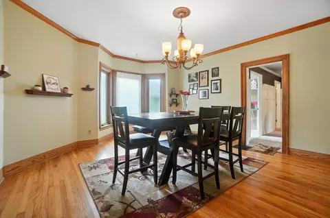Dining - 1239 Pythian Ave, Springfield, OH 45504 photo 1 of 4