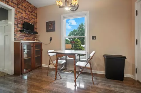 Dining - 1239 Pythian Ave, Springfield, OH 45504 photo 4 of 4