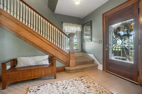 Entry Way - 1239 Pythian Ave, Springfield, OH 45504 photo 3 of 7