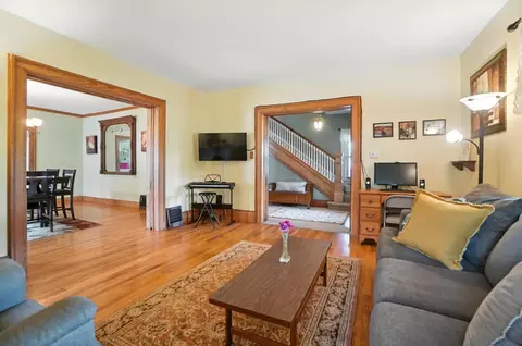 Living - 1239 Pythian Ave, Springfield, OH 45504 photo 5 of 8