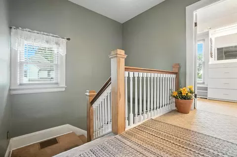 Entry Way - 1239 Pythian Ave, Springfield, OH 45504 photo 7 of 7
