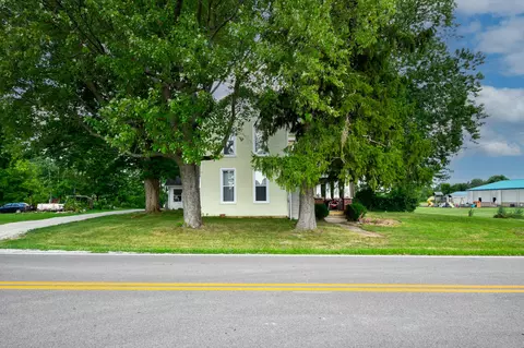 840 Victory Rd, Springfield, OH 45504 photo 2