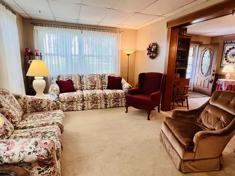 Living - 7885 N Ludlow Rd, Cable, OH 43009 photo 3 of 6