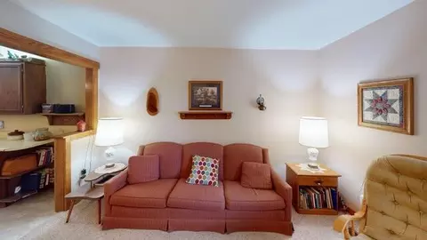 Living - 7885 N Ludlow Rd, Cable, OH 43009 photo 6 of 6