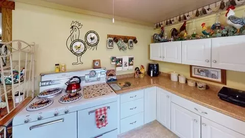 Kitchen - 7885 N Ludlow Rd, Cable, OH 43009 photo 7 of 8