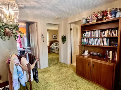 Entry Way - 7885 N Ludlow Rd, Cable, OH 43009 photo 3 of 3