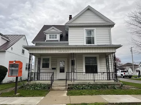129 E Wood St, Versailles, OH 45380