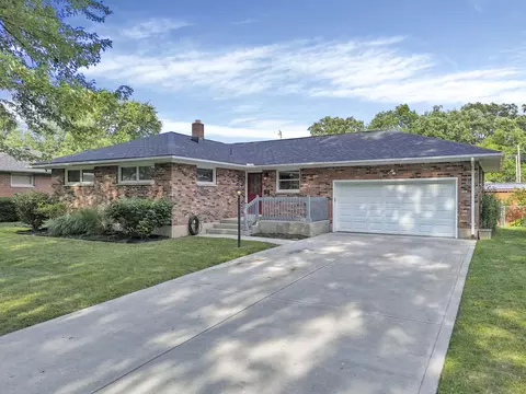 4316 Phoenix Dr, Springfield, OH 45503 photo 2