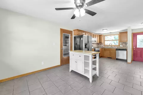 4316 Phoenix Dr, Springfield, OH 45503 photo 9