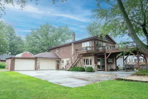 107 Parkway Ct, Saint Marys, OH 45885