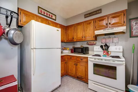 827 Barker Dr, Springfield, OH 45505 photo 16