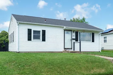 827 Barker Dr, Springfield, OH 45505