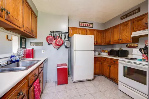 827 Barker Dr, Springfield, OH 45505 photo 20