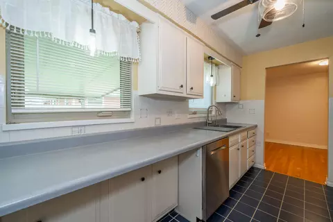 Kitchen - 3751 Mengel Dr, Kettering, OH 45429 photo 5 of 5
