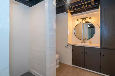 Bath - 3751 Mengel Dr, Kettering, OH 45429 photo 5 of 7