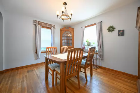 Dining - 1865 Overlook Dr, Springfield, OH 45504 photo 3 of 3