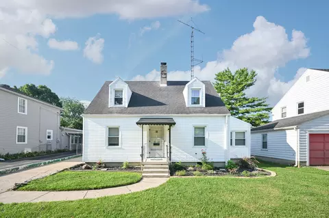 1865 Overlook Dr, Springfield, OH 45504
