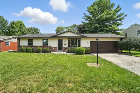1037 Cloverdale Dr, Troy, OH 45373