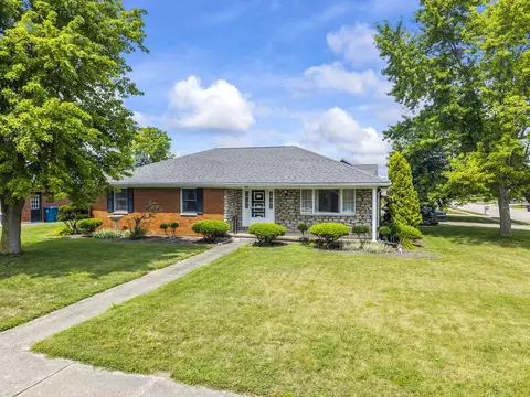 395 Sioux St, Fort Loramie, OH 45845