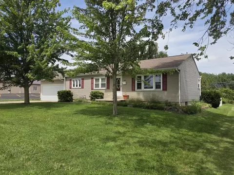 402 E Russell Rd, Sidney, OH 45365