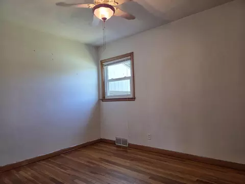 Bedroom - 402 E Russell Rd, Sidney, OH 45365 photo 1 of 7