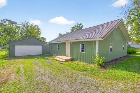 422 Buckeye Ave, Russells Point, OH 43348