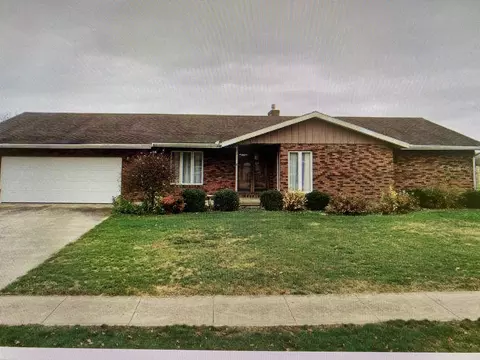 404 Kingswood Dr, Celina, OH 45822
