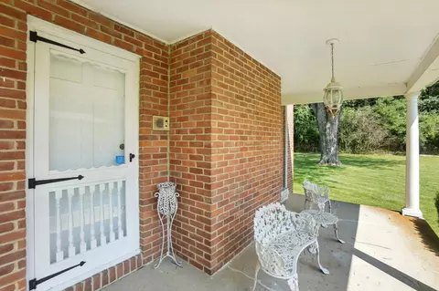Exterior - 3436 Cambridge Dr, Springfield, OH 45503 photo 7 of 14