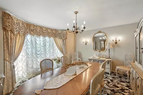 Dining - 3436 Cambridge Dr, Springfield, OH 45503 photo 2 of 3