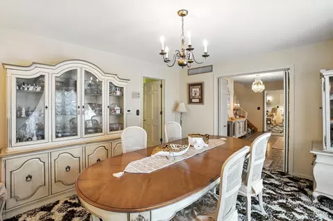 Dining - 3436 Cambridge Dr, Springfield, OH 45503 photo 3 of 3
