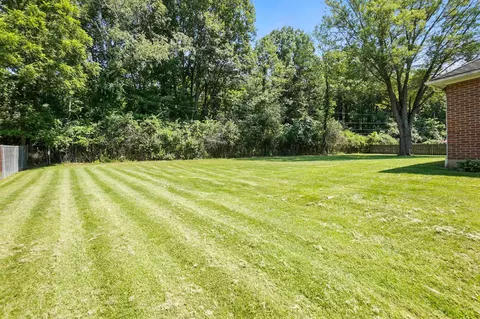 Exterior - 3436 Cambridge Dr, Springfield, OH 45503 photo 13 of 14