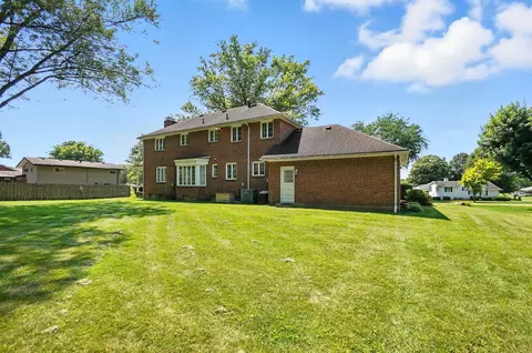 Exterior - 3436 Cambridge Dr, Springfield, OH 45503 photo 12 of 14